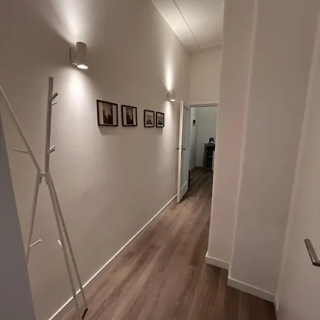 Colosseum Flat - Romana House Рим